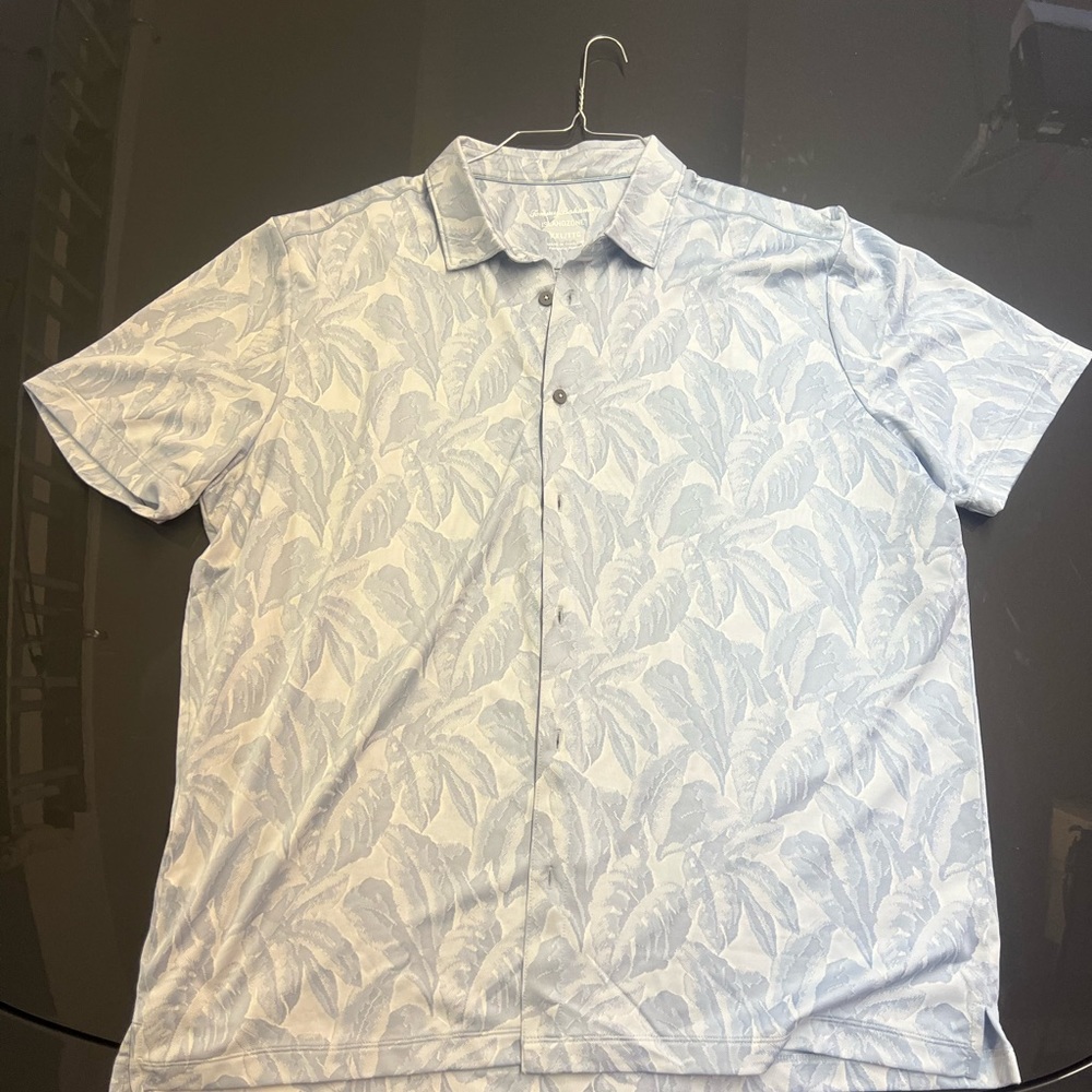 Tommy Bahama Island Zone short sleeve, men’s shirt, XXL.